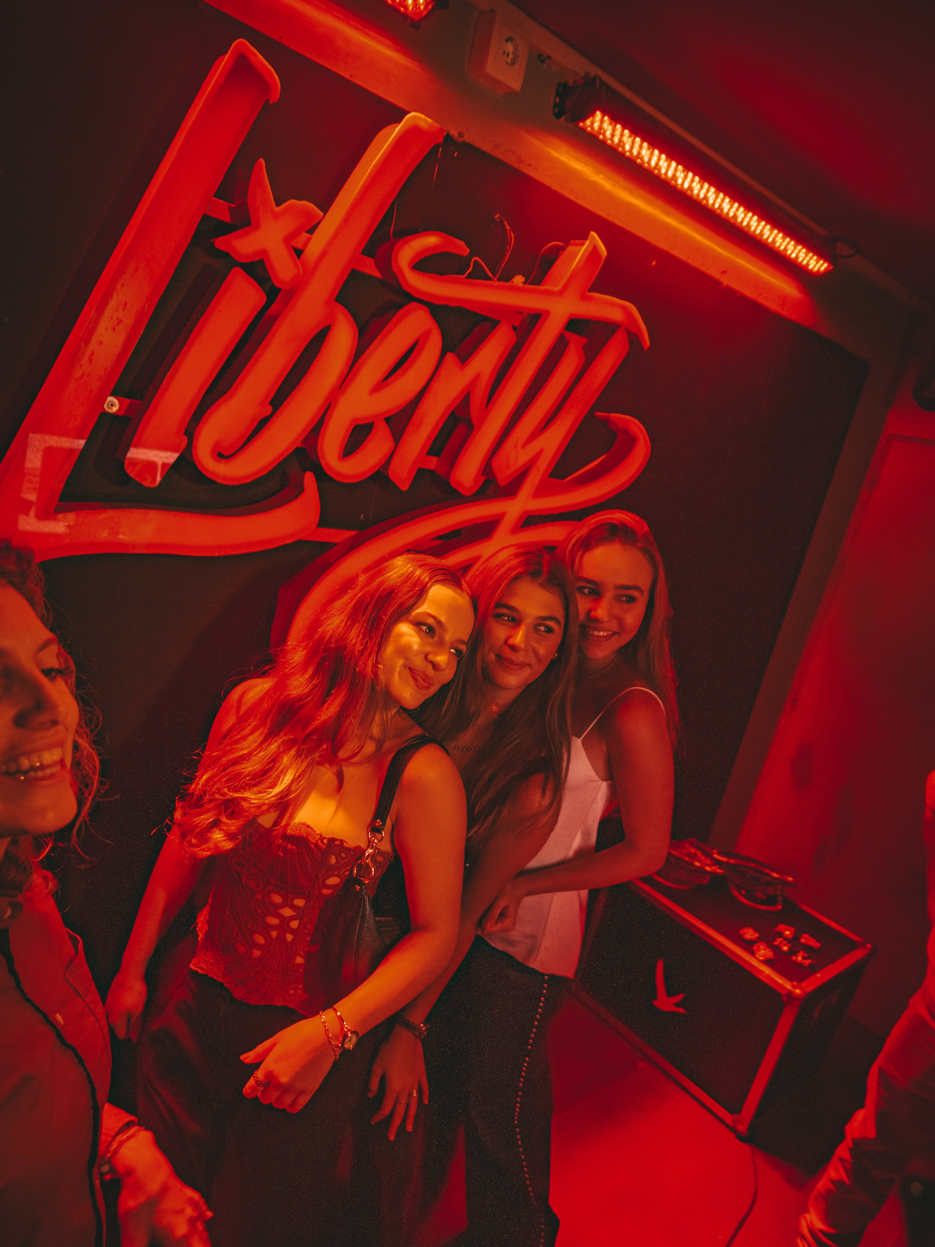 Liberty Supper Club Madrid: Dinner, Club & VIP Tables (2026)