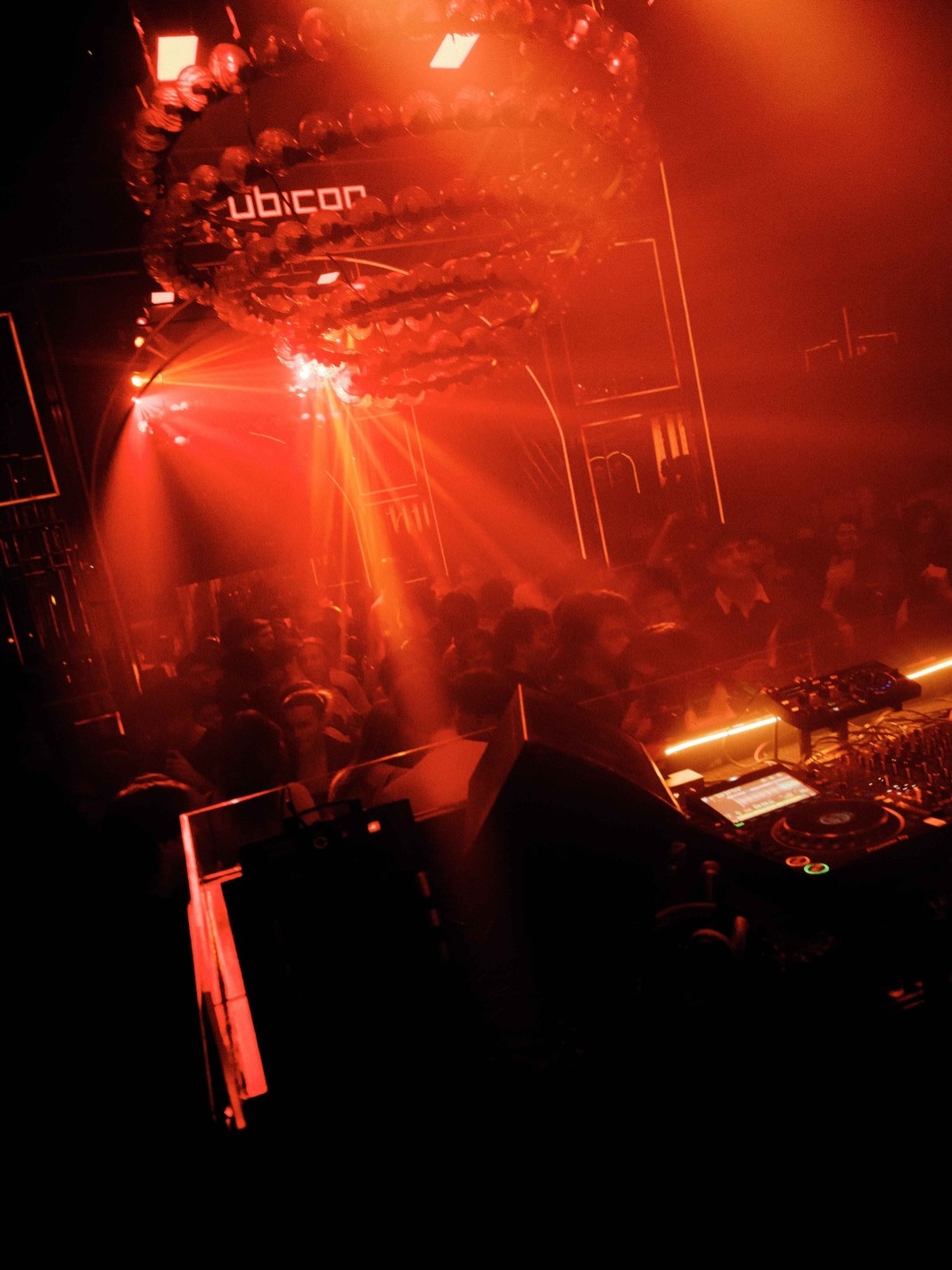 Rubicon Madrid VIP tables photo 1